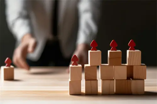 高安疯狂美食街在哪里